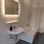 Maremar - Verden's Finest - 134qm - 2 Schlafzimmer - Luxus Boxspring - Kueche - Arbeitsplaetze & Highspeed Wlan - Terrasse