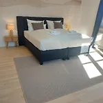 Maremar - Verden's Finest - 134qm - 2 Schlafzimmer - Luxus Boxspring - Kueche - Arbeitsplaetze & Highspeed Wlan - Terrasse *
